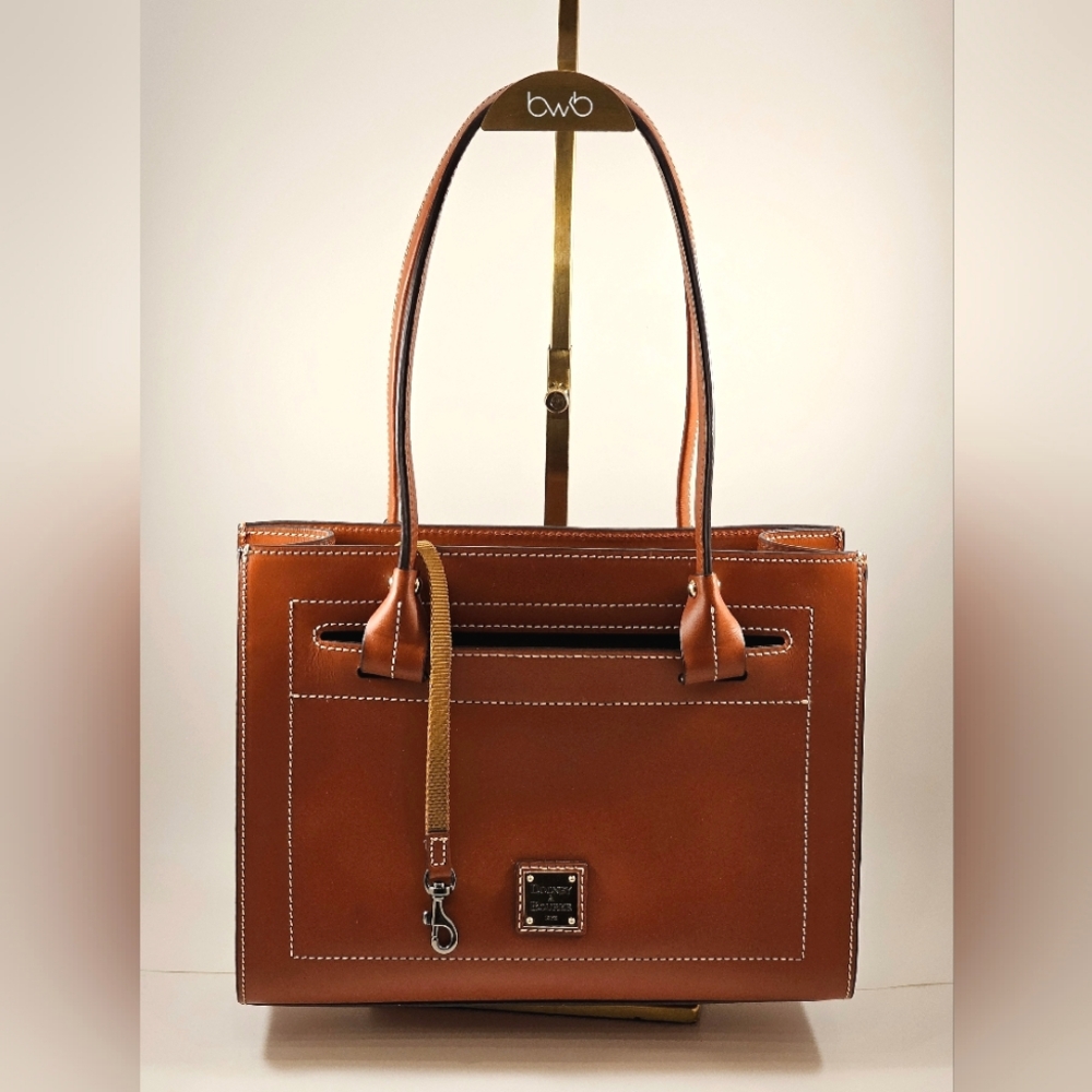 Dooney & Bourke Beacon / Janine Smooth Leather Shoulder Bag